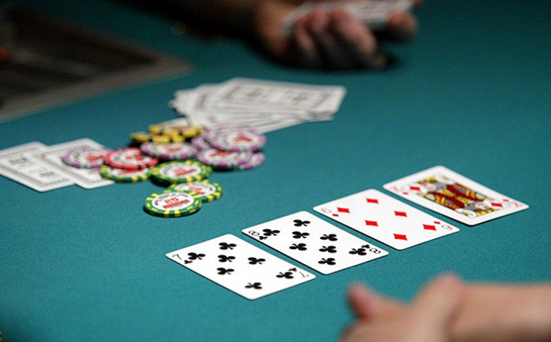 Một số thuật ngữ trong game Poker
